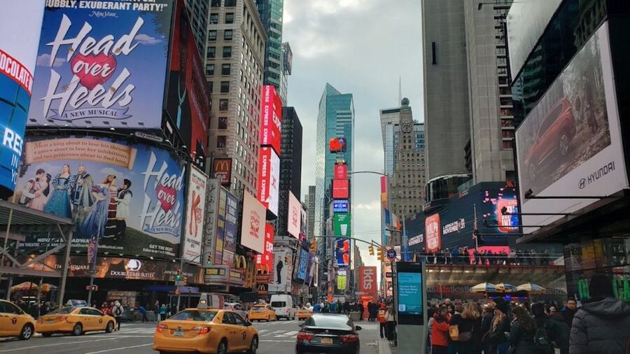 NYC Pedicab Tours: Central Park, Times Square, 5th Avenue - Times Square and the Broadway district
