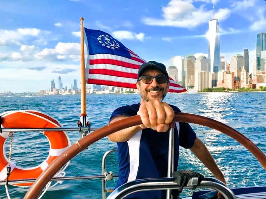 NYC: Private Champagne Sail to the Statue of Liberty - Is $850 good value for six people?