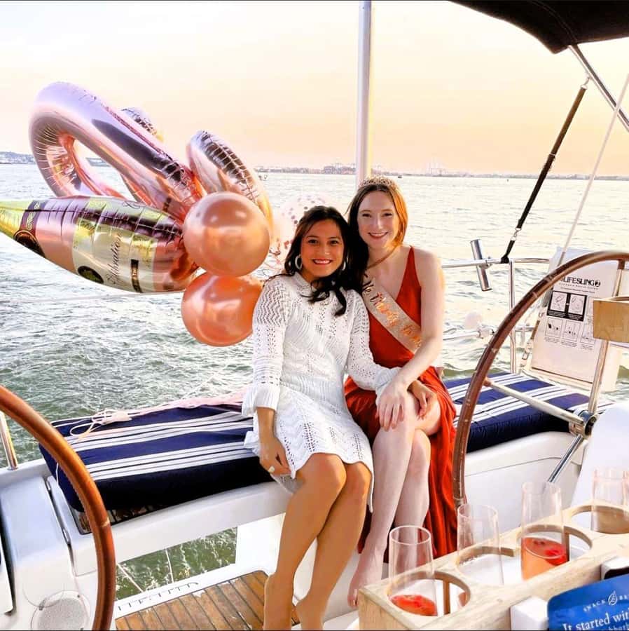 NYC: Private Champagne Sail to the Statue of Liberty - New York Harbor and the Ellis Island approach
