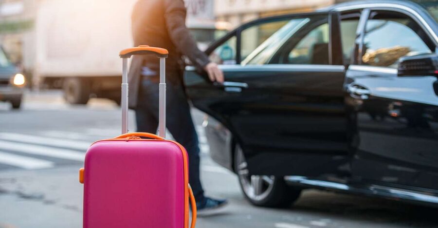 NYC: Private JFK Airport Transfer From/To Manhattan - From JFK baggage claim to a Manhattan address