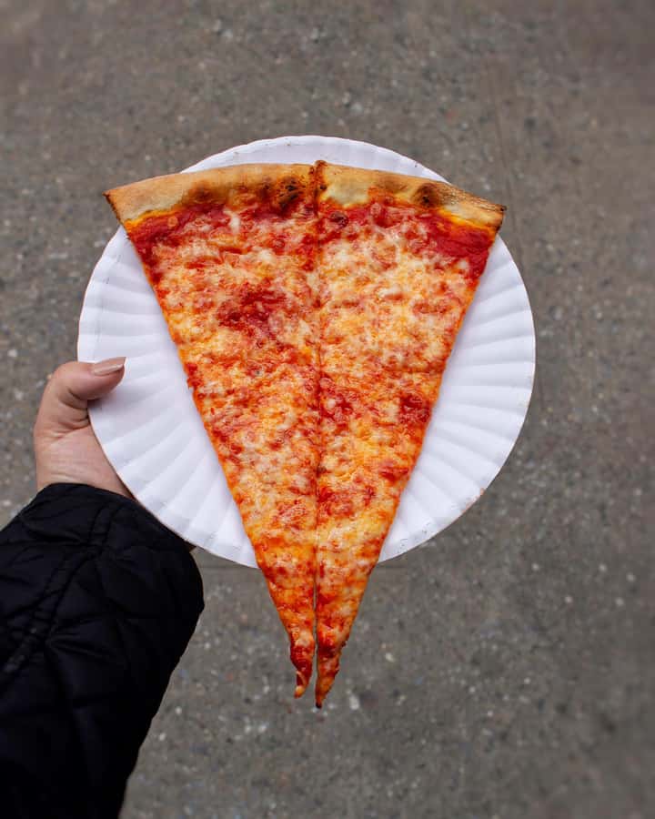 NYC: Private Upper East Side Guided Food Tour - Pizza, dumplings, and the pleasure of small portions