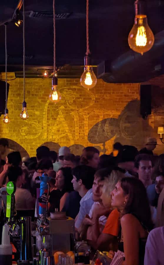 NYC Pub Crawl and Rooftop Clubbing Experience - The first bars: a social start rather than a sightseeing stop