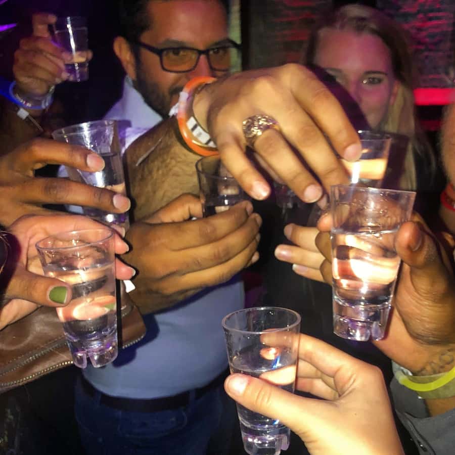 NYC Pub Crawl and Rooftop Clubbing Experience - Drink deals and the real cost of the night