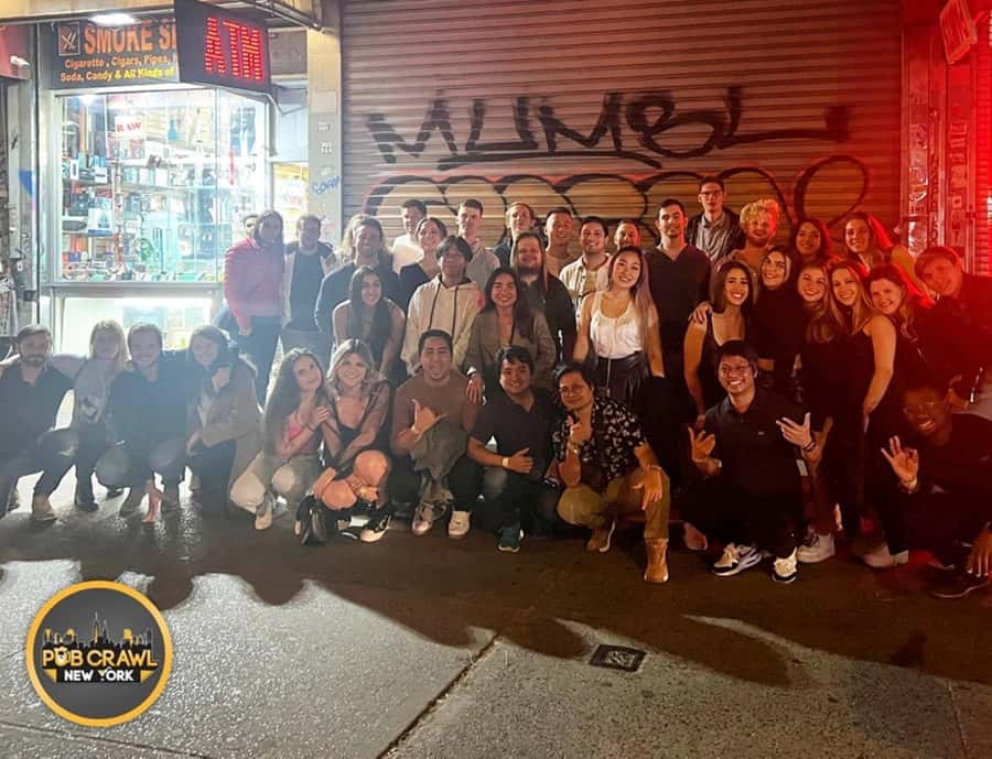NYC Pub Crawl Experience - Fast-track entry and included deals