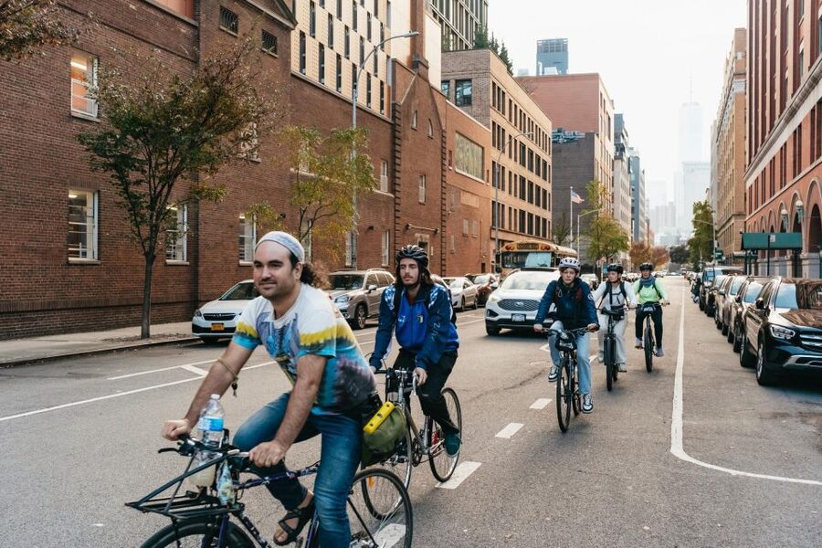 NYC: Radical and Weird History Bike Tour of Manhattan - Starting in Tribeca at 79 Chambers Street