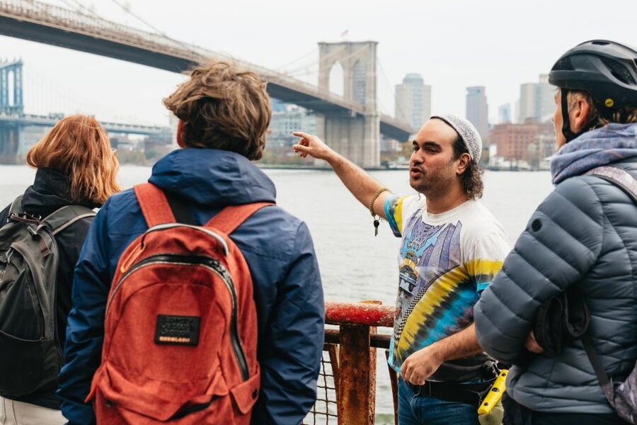 NYC: Radical and Weird History Bike Tour of Manhattan - Two short stops for New York’s stranger side