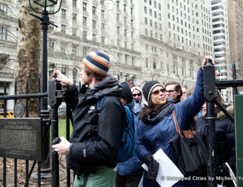 NYC: Remnants of Dutch New Amsterdam Guided Walking Tour - Why the guide and headsets matter