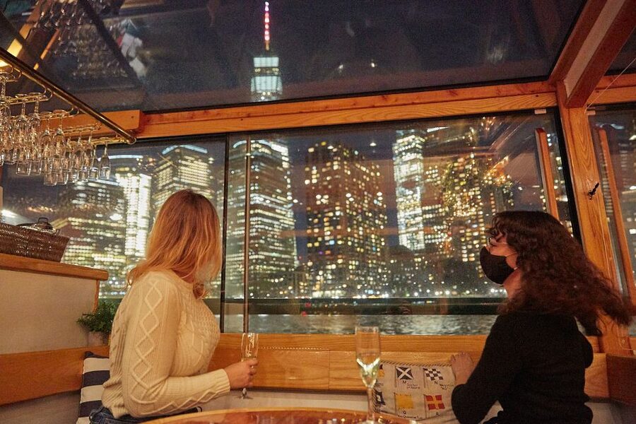 NYC: Romantic Valentine's Day Champagne Cruise - Hudson Yards and the Hudson River view