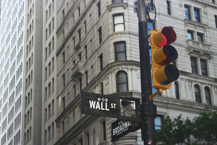 NYC: See 30+ Top Sights in One Day - Kids Join Free! - Fifth Avenue and the Plaza Hotel finish
