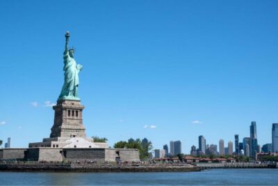 Sightseeing Day Trip with Statue of Liberty Visit