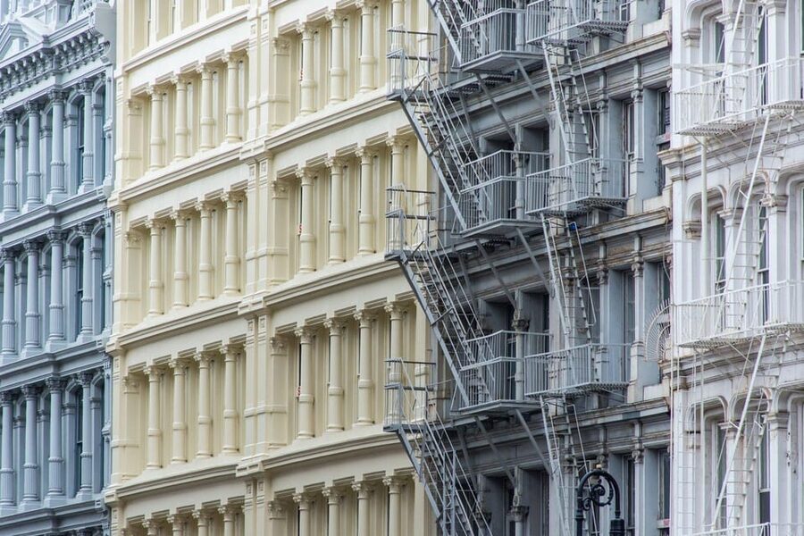 NYC: Soho, Little Italy and Chinatown Guided Walking Tour - Starting with Soho’s iron-fronted streets