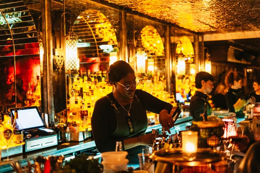 NYC: Speakeasy Drinks and Prohibition History Tour - First stop: gangsters, bootleggers, and old New York nightlife