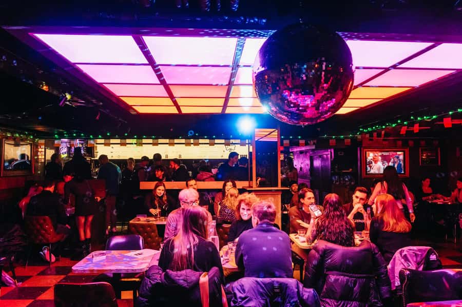 NYC: Speakeasy Drinks and Prohibition History Tour - Dress, ID, and other practical details