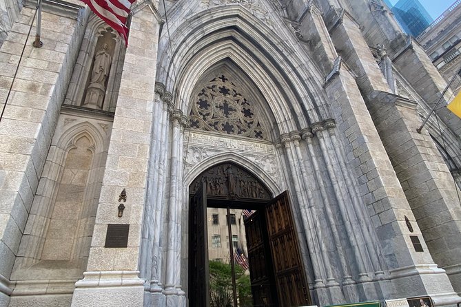 NYC: St. Patrick's Cathedral Official Self-Guided Audio Tour - What the audio tour actually covers