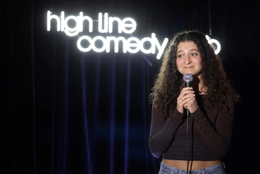 NYC: Stand Up Comedy with Free Round of Mini-Golf - Is High Line Comedy Club worth booking?