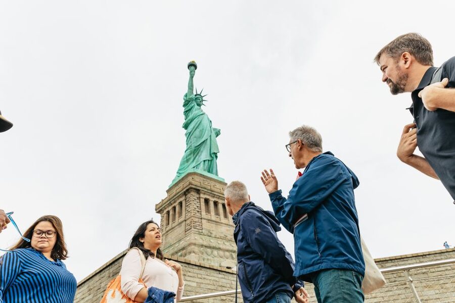 NYC: Statue of Liberty and Ellis Island Guided Tour - Starting at Battery Park and Castle Clinton