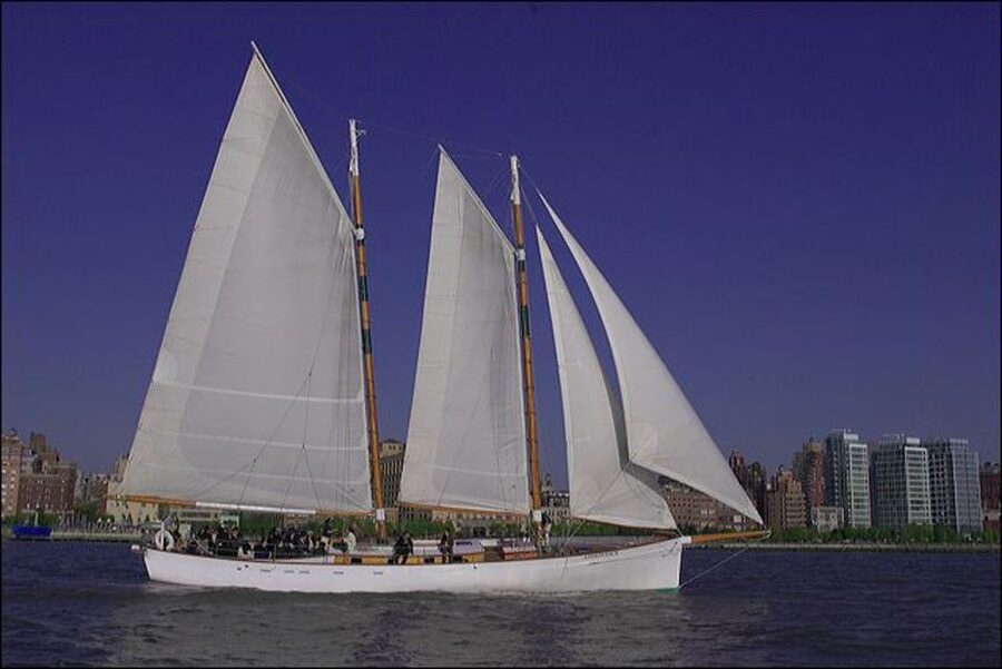 NYC: Statue of Liberty Day Sail on the Schooner Adirondack - Why the Adirondack makes a better harbor ride