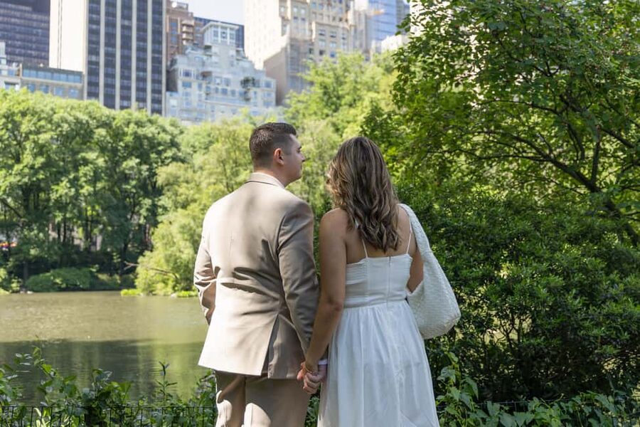 NYC: Surprise Proposal Photoshoot - Capture the Yes Forever - Is $176 good value for a proposal in New York?