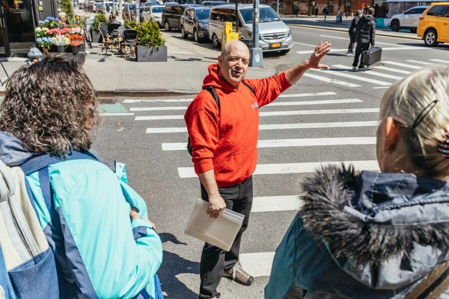 NYC: Taste the American Dream a Lower East Side Food Tour - The guides are a major part of the value