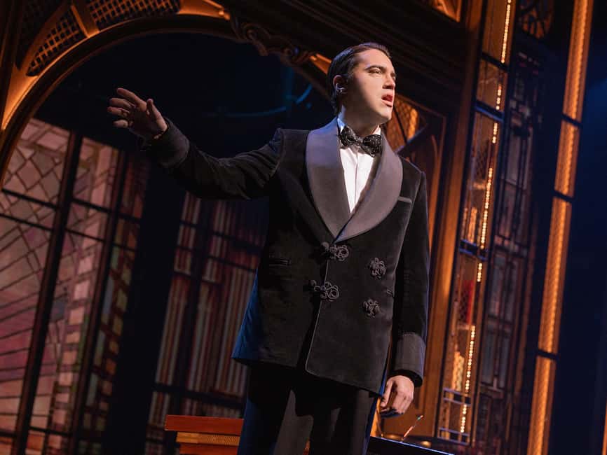 NYC: The Great Gatsby the Musical on Broadway - The Roaring Twenties on the Broadway stage