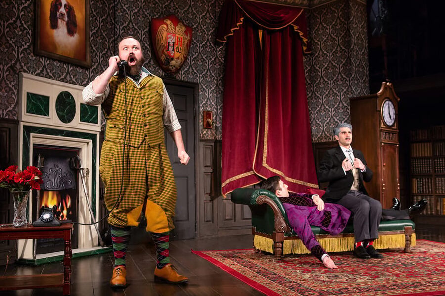 NYC: The Play That Goes Wrong Ticket at New World Stages - Key points to know before you go