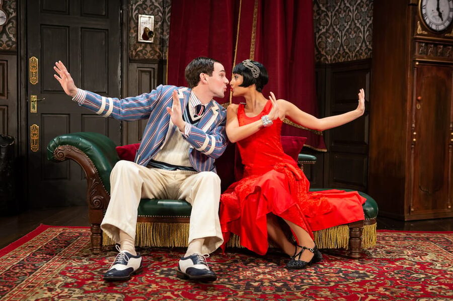 NYC: The Play That Goes Wrong Ticket at New World Stages - A murder mystery that cannot survive opening night