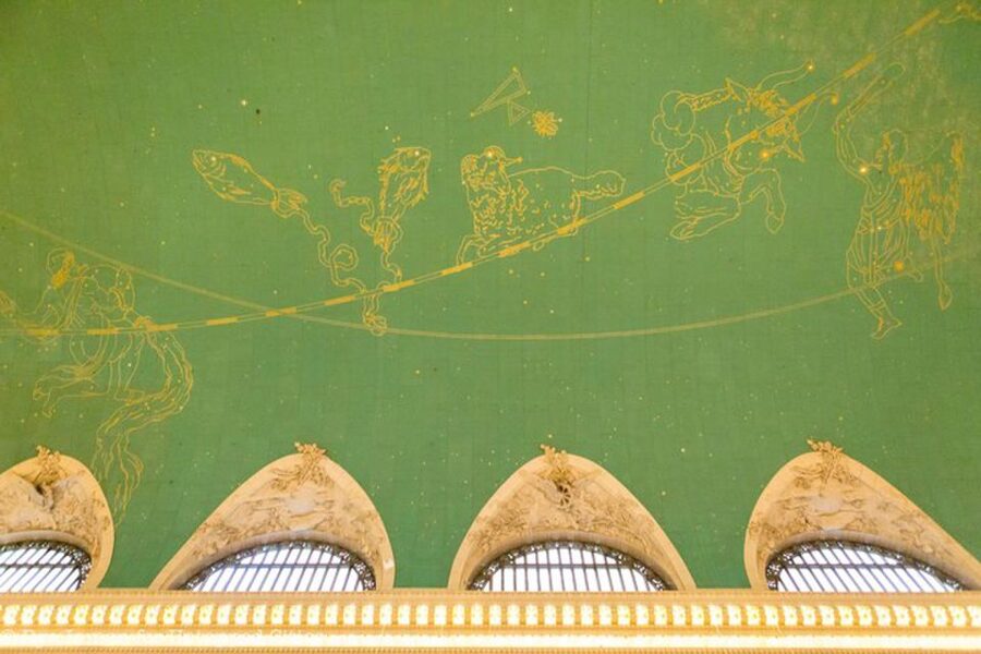 NYC: The Secrets of Grand Central Terminal - Outside to Midtown, Chrysler Building, and One Vanderbilt