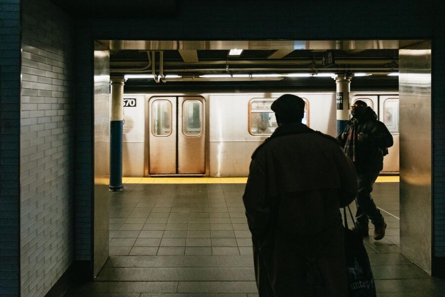 NYC: Underground Subway Guided Tour with Local New Yorker - What $39 gets you