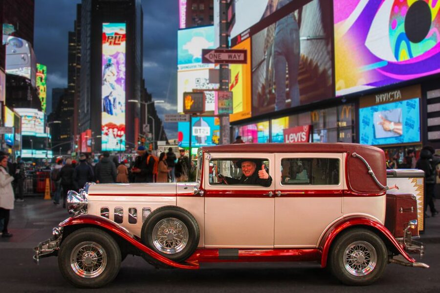 NYC: Vintage Car Midtown Manhattan Tour - Key points to know before you book