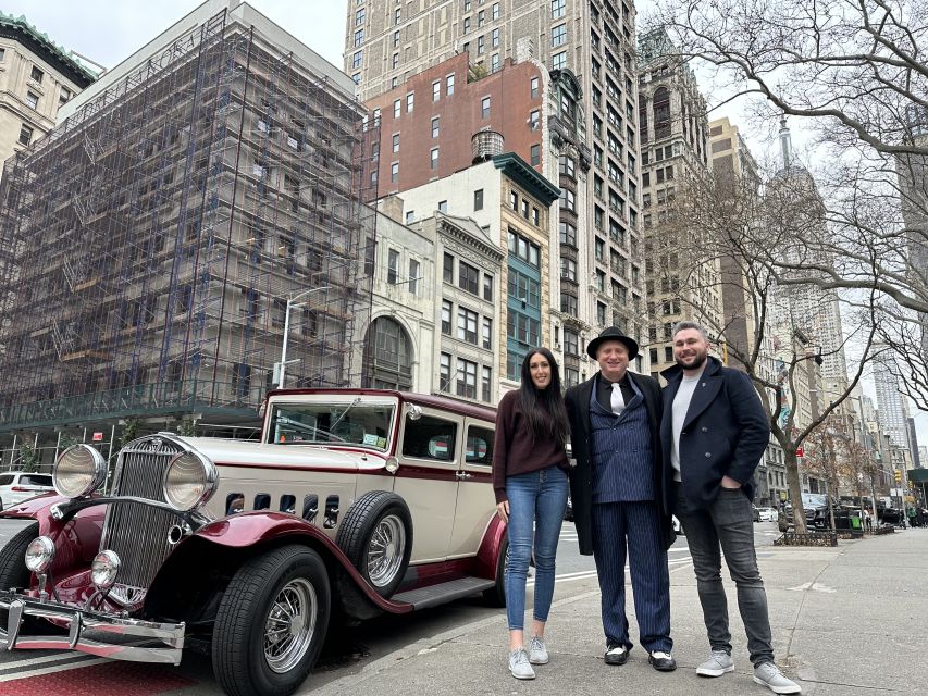 NYC: Vintage Car Midtown Manhattan Tour - The Empire State Building and Madison Square Park