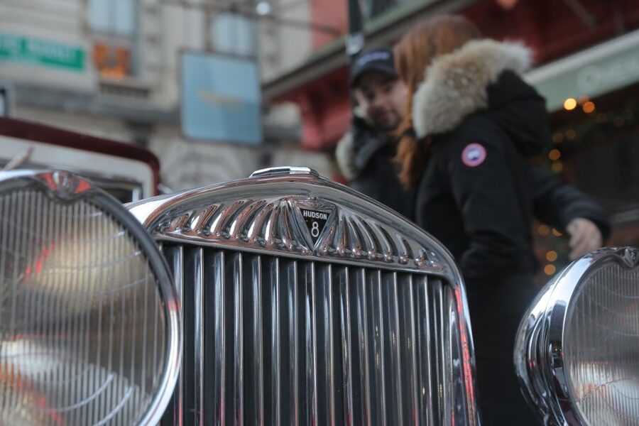 NYC: Vintage Car Midtown Manhattan Tour - Rockefeller Center and Central Park
