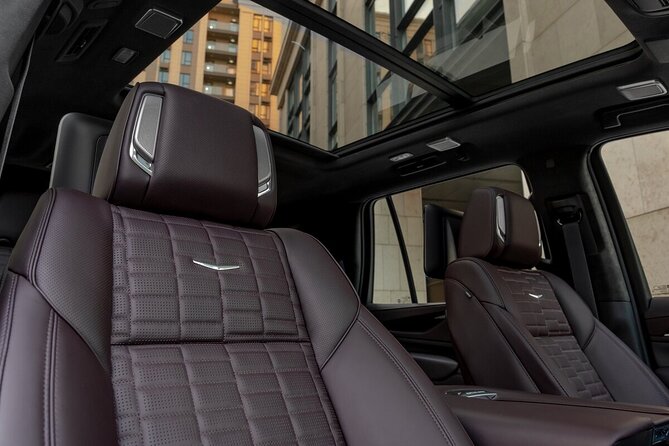 NYC VIP Private Luxury airport arrival ride by Stretch Limousine - Choosing between a sedan, SUV, van, and stretch limousine