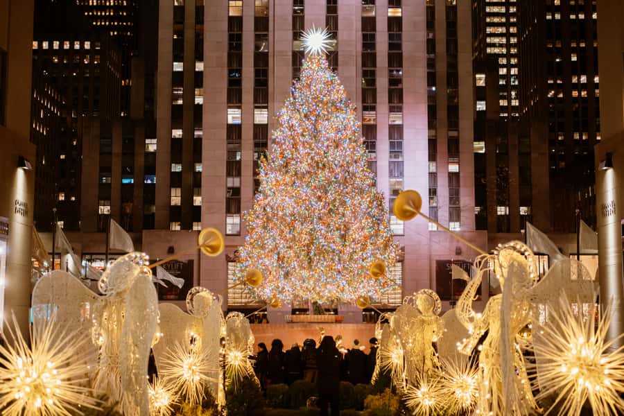 NYC: VIP Rockefeller Center Tour with Observation Deck Entry - A guided look at Rockefeller Center’s art and stories