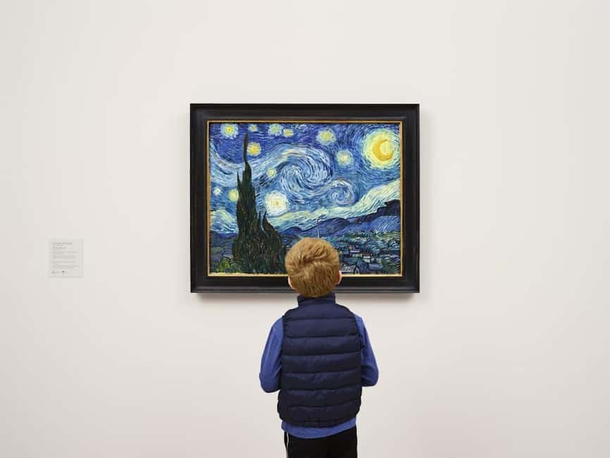 NYC: Visit Museum of Modern Art & 3hr Manhattan Walking Tour - A finish near the Flatiron Building