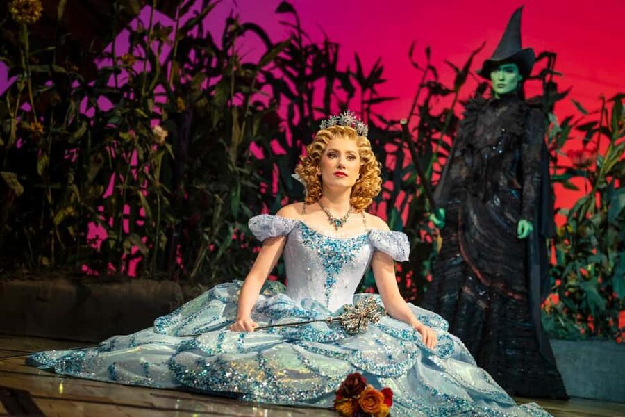NYC: Wicked The Musical on Broadway - Why Wicked works before Dorothy ever appears