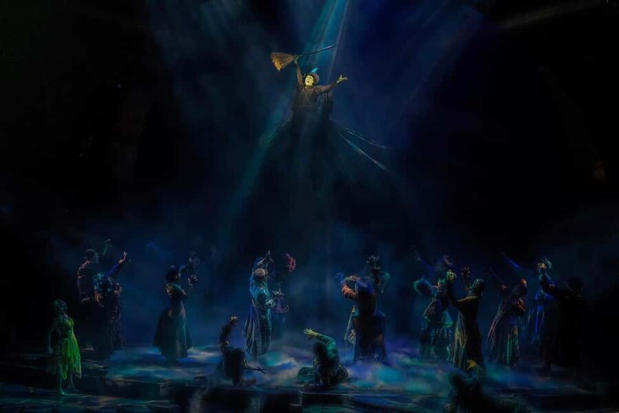 NYC: Wicked The Musical on Broadway - Oz on a Broadway scale
