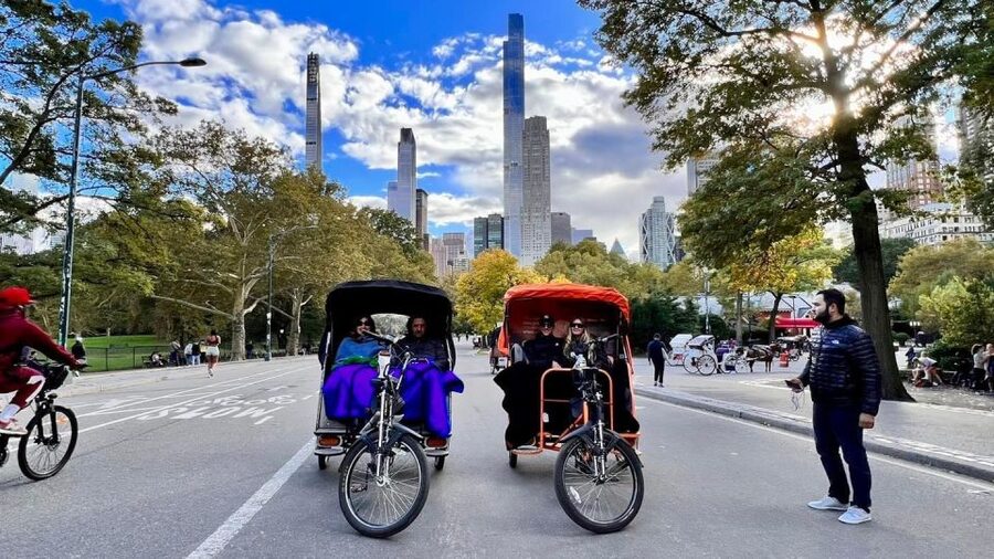 Official Pedicab Movies & TV Shows Tours in Central Park - The Reservoir, Conservatory Garden, and the northern stretch