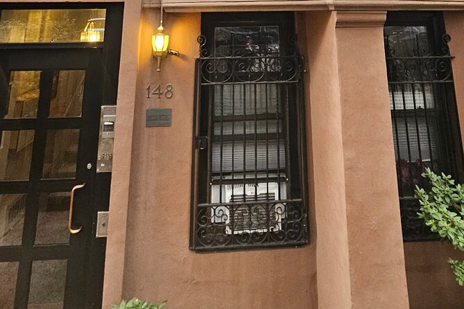 Oppenheimer in New York: Upper West Side Walking Tour - Education, status, and the world around him