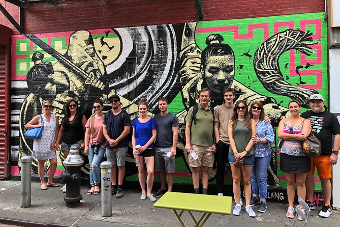 Original NYC Guided Food Tour of Chinatown and Little Italy - How the guides affect the experience
