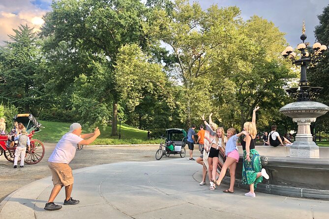 Pedicab Tours Central Park - Alice in Wonderland and the park’s sculpture trail