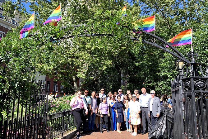 Pride Tours NYC's LGBTQ Historical Walking Tour - Julius’ and the first Sip-In