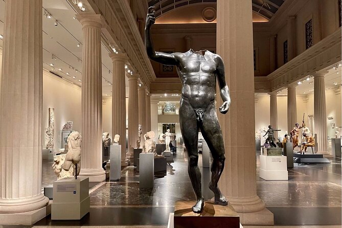 Private Art and Crime Tour at the Metropolitan Museum of Art - Meeting point and timing at 1000 Fifth Avenue