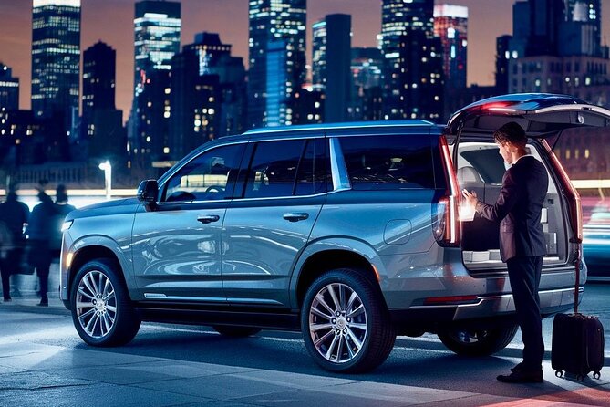 Private Luxury Transfers – JFK, LGA & Newark | 24/7 Chauffeur - Flight tracking and the 60-minute waiting window