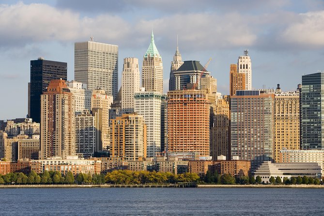 PRIVATE Manhattan Speedboat Tour - Up to 12 passengers - Key points to know before you book