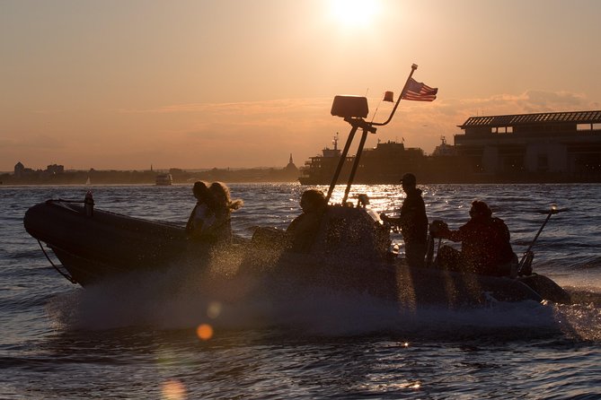 PRIVATE Manhattan Speedboat Tour - Up to 12 passengers - What the one-hour schedule really feels like