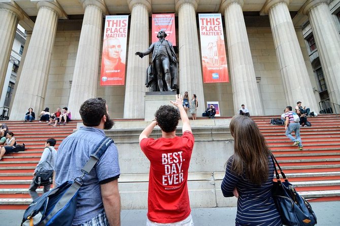 Private New York Tour: Footsteps of Alexander Hamilton - Trinity Church and Hamilton’s final resting place