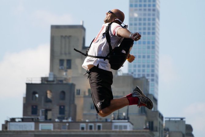 Private NYC Walking or Biking tour in German - The Empire State Building and Madison Square Garden