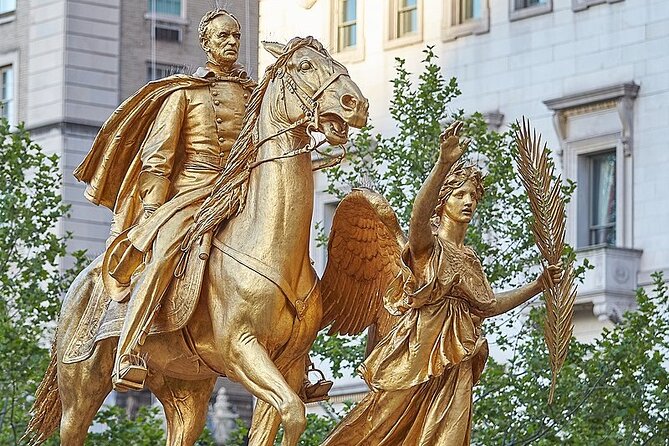 Private Tour New York City in the Gilded Age: A History of High Society - Museums, clubs, and the culture of collecting