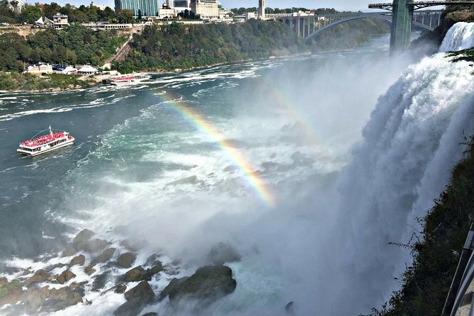 Private Tour: Niagara Falls Day Trip from New York City - The road from Manhattan to the falls