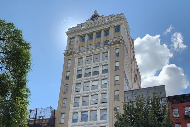 Private Walking Tour: Jewish Lower East Side - Start at 174 East Broadway with the neighborhood’s architecture